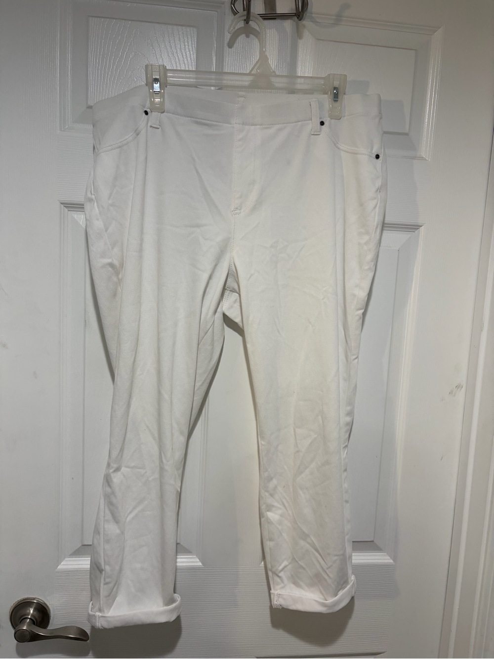 TIME AND TRU Women's White Stretch Cropped Pants w/Cuff
